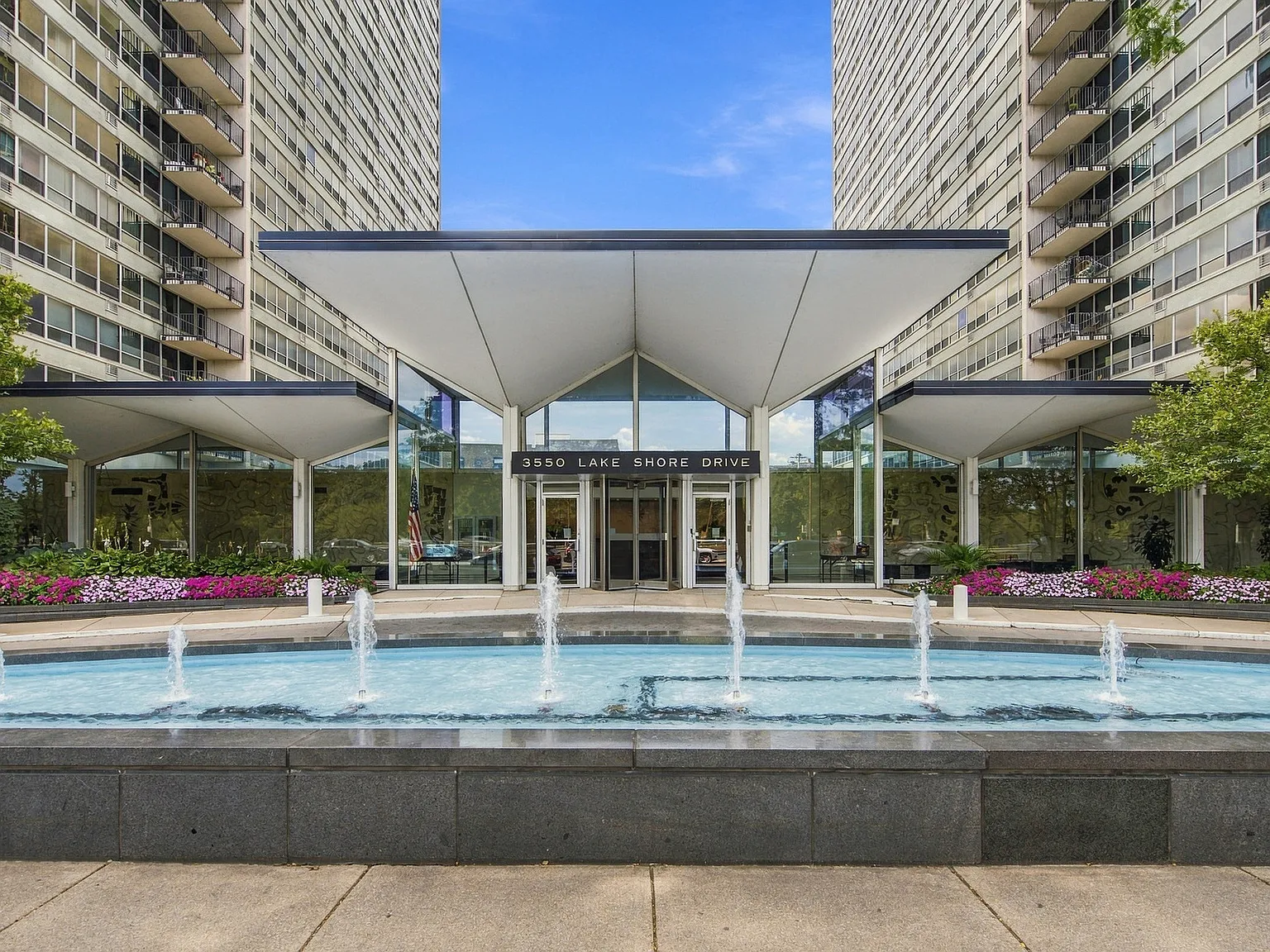 2 bed, $2,350 — Photo 3