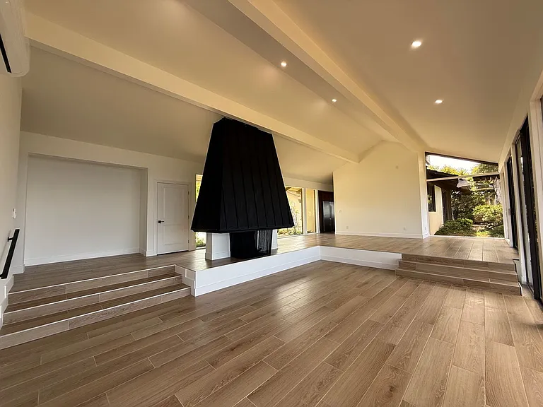 8404 Prestwick Dr — Photo 3