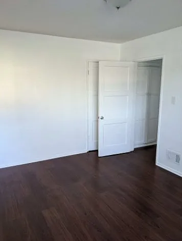 3900 W Adams Blvd — Photo 4