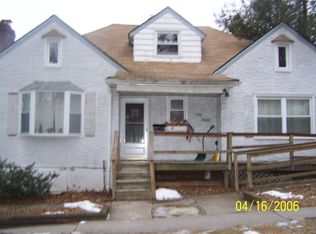 4020 249street, Little Neck, NY 11363