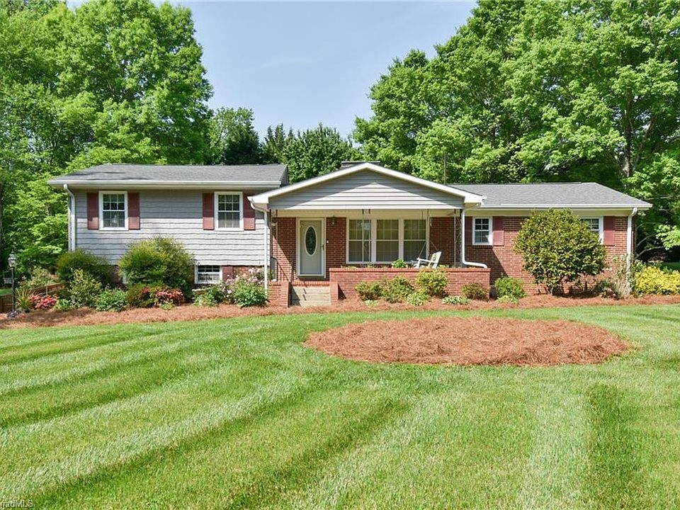 1st image of 532 Virginia Dr