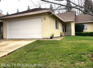 9299 Caulfield Dr, Elk Grove, CA 95758