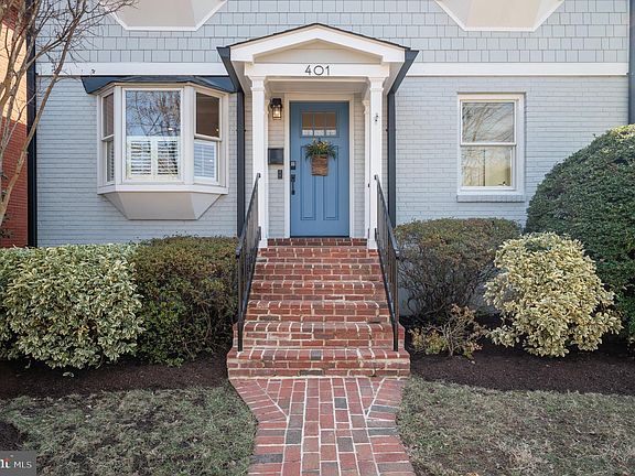 3rd image of 401 E Custis Ave