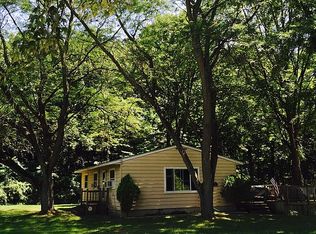 13927 Farm Rd, Van Buren Township, MI 48111