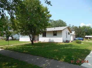 1935 Loomis St, Rockford, IL