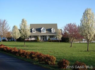40 Sandy Ct, Stuarts Draft, VA 24477