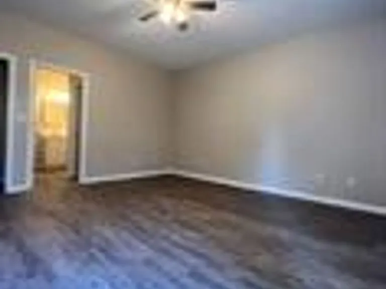 3208 Fawn Dr — Photo 12