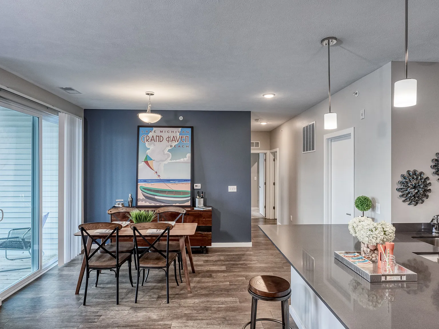 Piper Lakes Apartment Homes — Photo 3