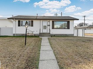 6315 132a Ave NW, Edmonton, AB T5A 0J9