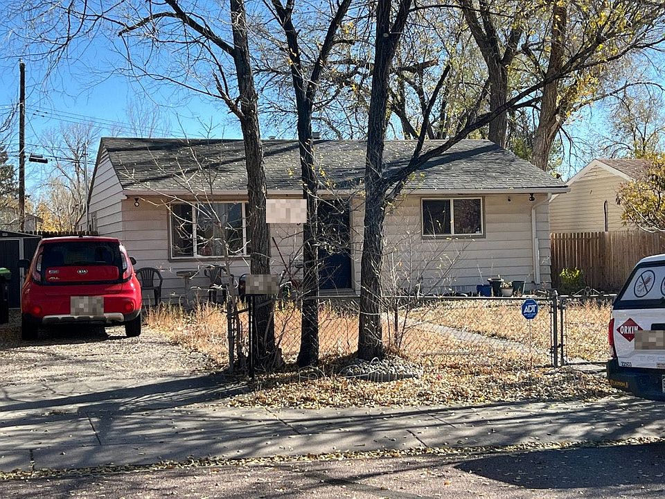 1st image of 613 Manitoba Dr