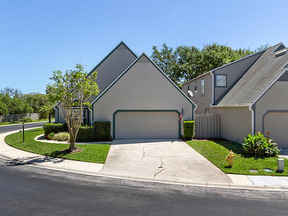 3rd image of 313 Village Dr