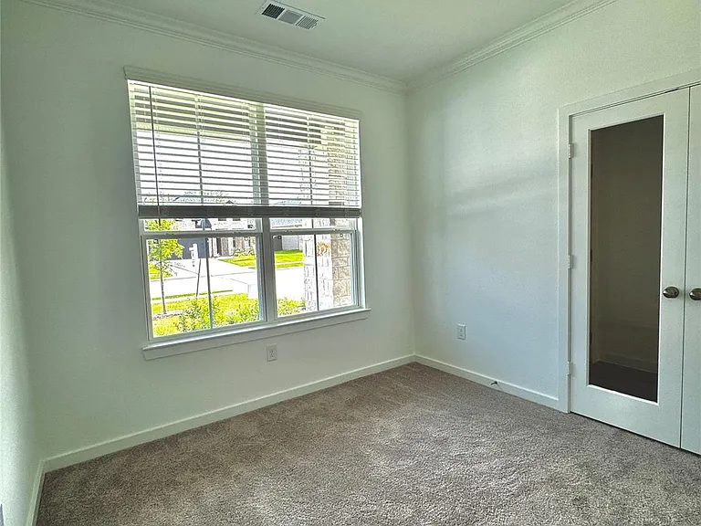 18106-18106 Zemira Ln — Photo 10