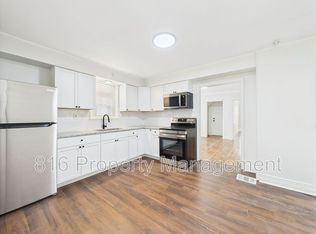 633 S Fuller Ave APT 1, Independence, MO 64052