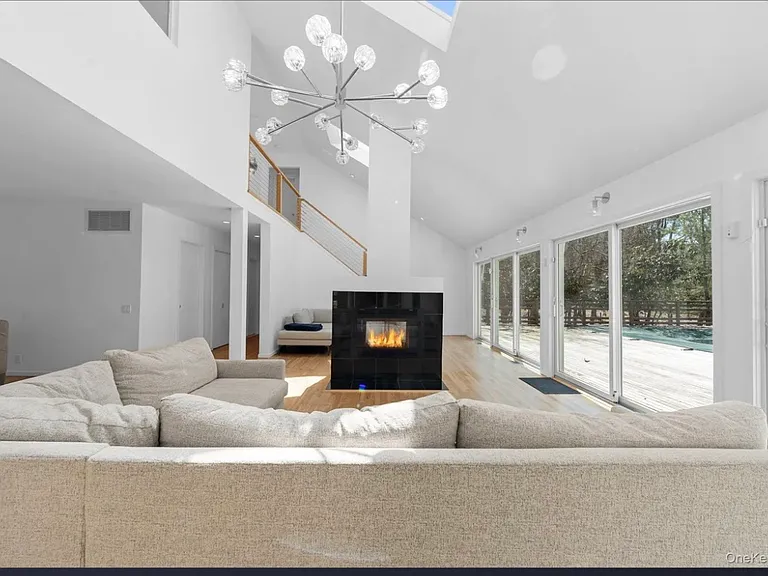 35 Ely Brook Rd — Photo 4
