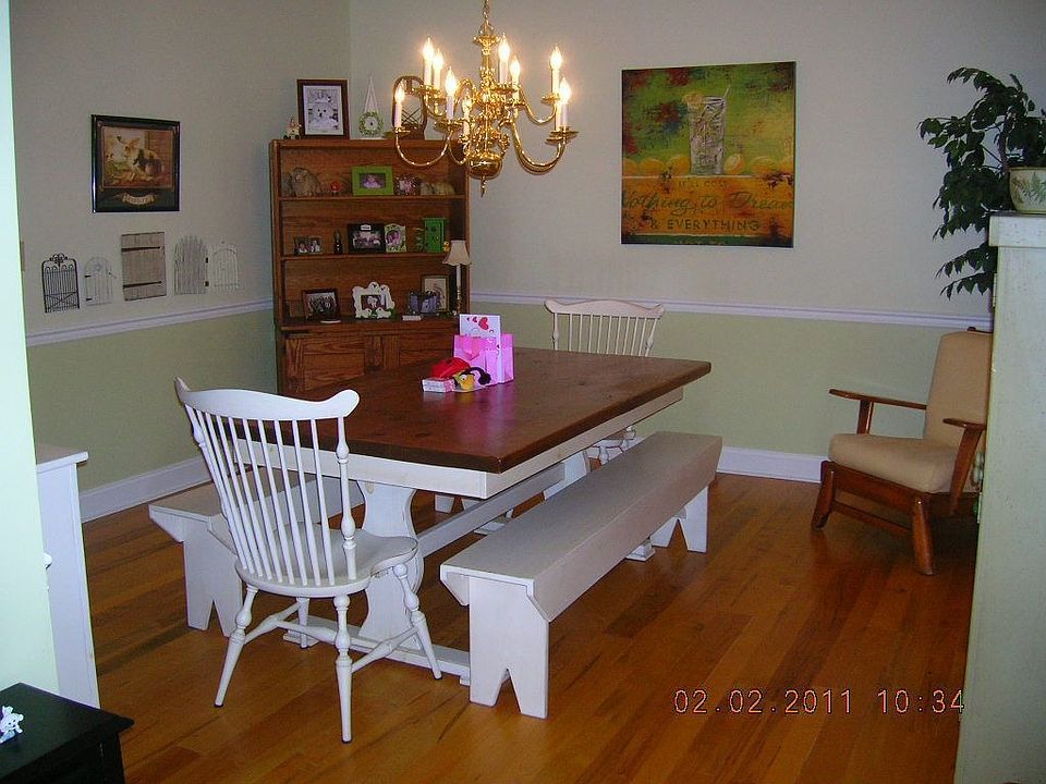 2nd image of 1510 Golf Dr