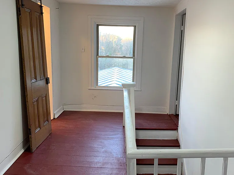 83 Brickhouse Rd — Photo 13