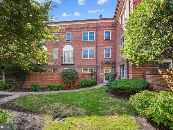 1201 N Pitt St APT 1C, Alexandria, VA 22314