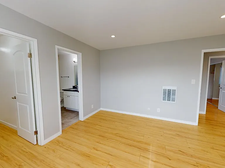Bedroom Bedroom