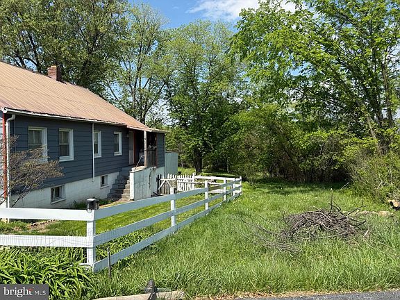 3rd image of 5316 Hines Rd