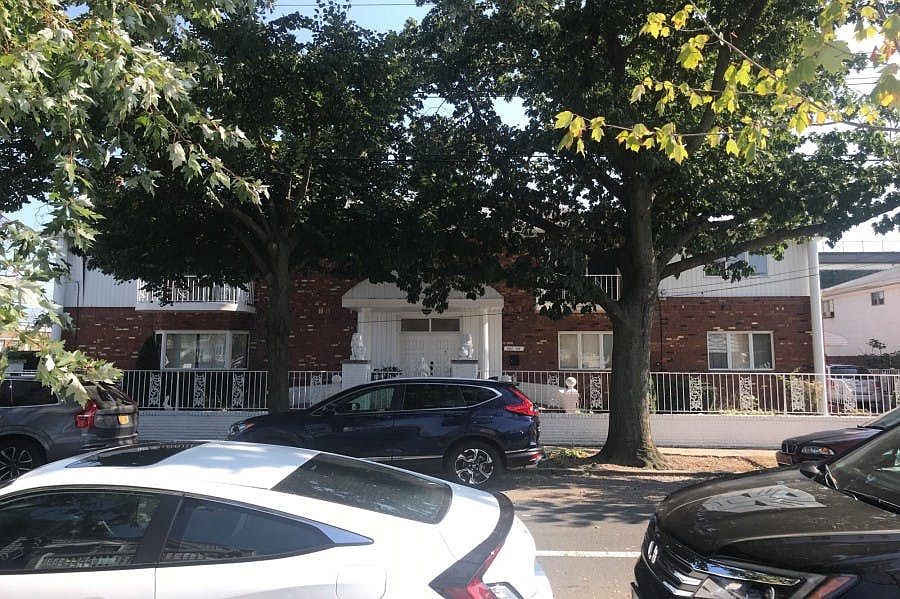 1st image of 161-05 92nd St