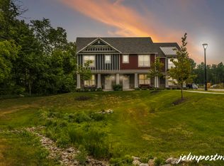 151 Tamarack Ln NE, Rockford, MI 49341