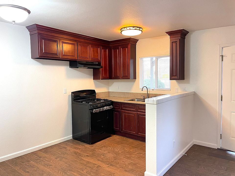 1st image of 4007 Acre Ln APT C