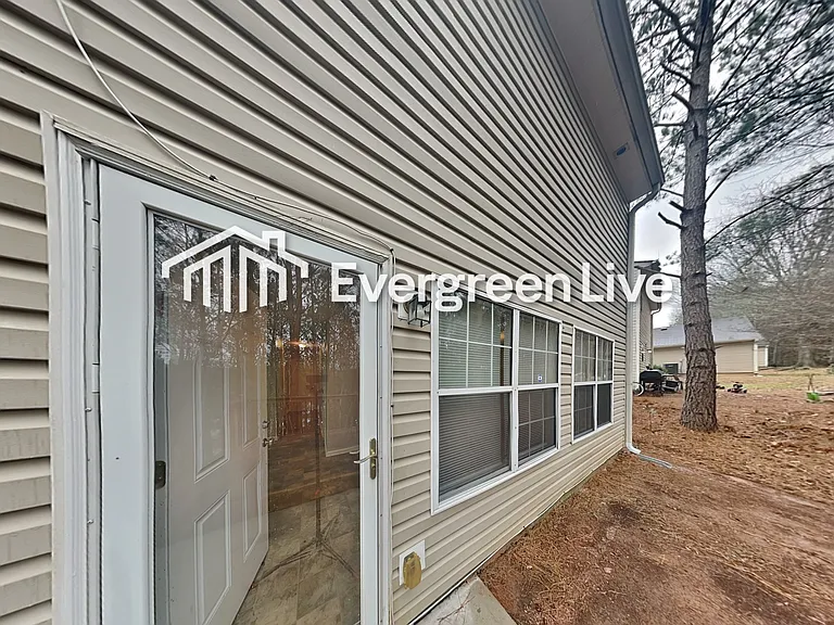 7134 Ravenwood Ln — Photo 20