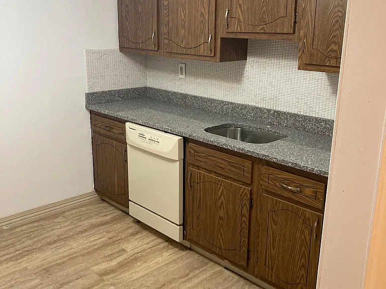 520 N Negley Ave #1 — Photo 5