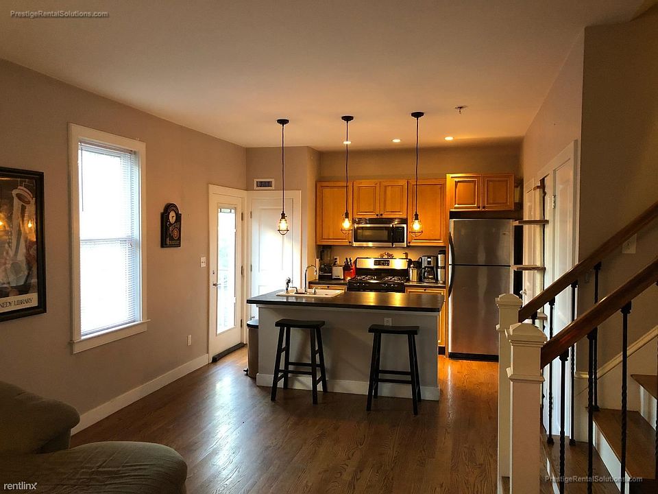 842R Dorchester Ave. #1L Boston (Dorchester) Shared Unit Pho
