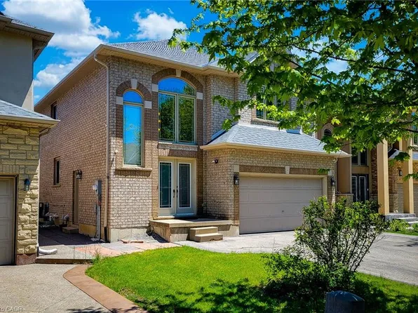 197 Cloverleaf Dr, Hamilton, ON L9K 1T4