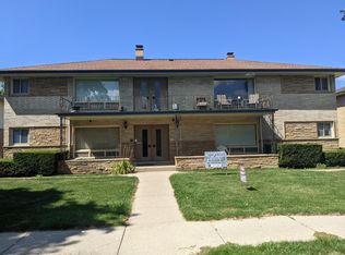 4261 N 91st St #1, Milwaukee, WI 53222