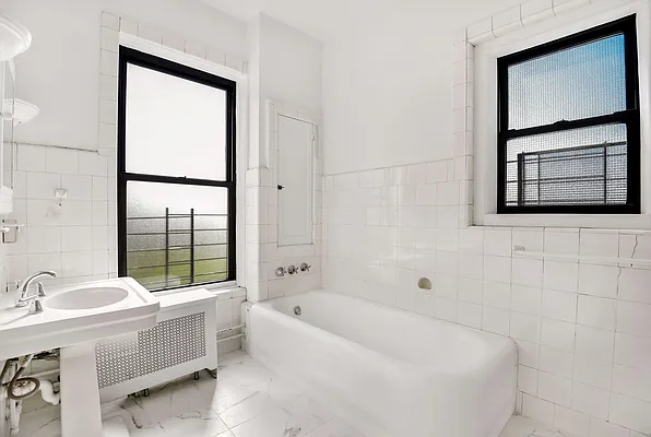 Rented by Akelius Real Estate Management | media 13