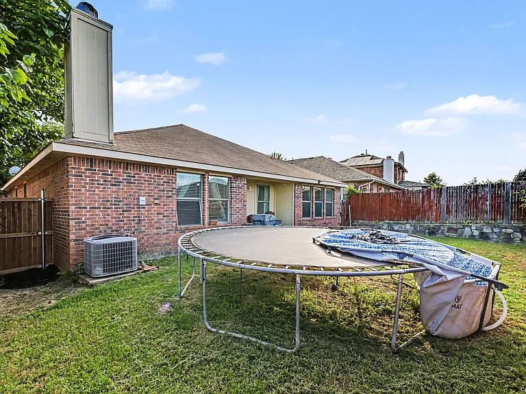 3608 Dove Ln — Photo 27