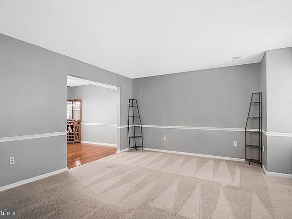 4th image of 4037 Broadbill Cir