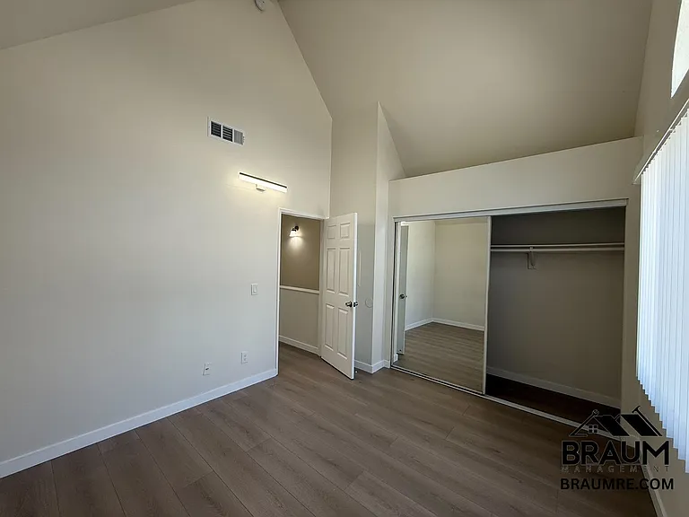 14257 FRIAR ST. — Photo 25