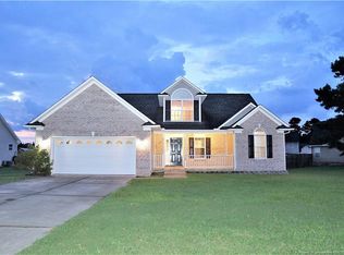 178 Sandspur Ct, Raeford, NC 28376