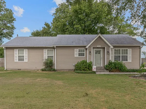 700 2nd St, Dell, AR 72426