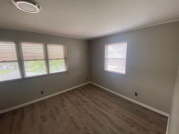 3rd image of 6317 Louisiana Ave #2F