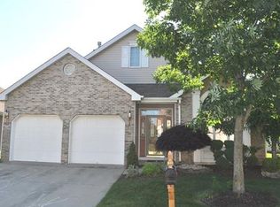 57 Dawson Ln, Monroe Township, NJ 08831