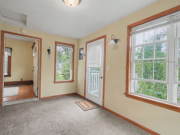 5th image of 1109 J Ave NW