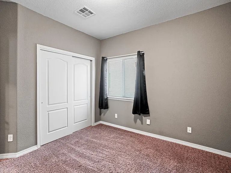 852 Lemington St — Photo 25