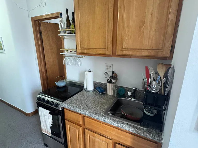 530 E 13th St #37 — Photo 7