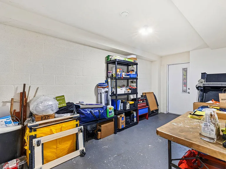 120 Garabrant St #1 — Photo 23