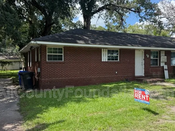 5651 Parana St #A, Charleston, SC 29406