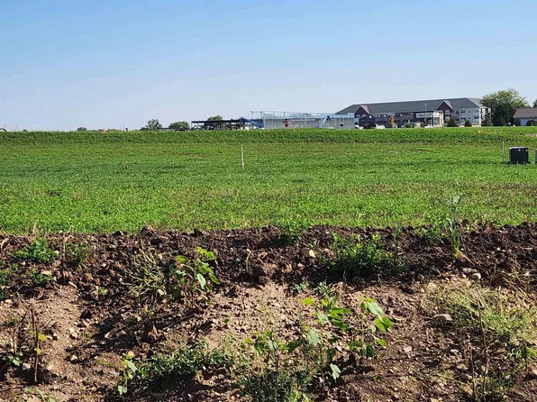 1536 Schreiner Lane #75, Waunakee, WI 53597