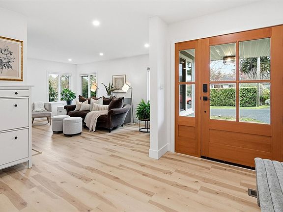 3rd image of 3903 Lauder Rd