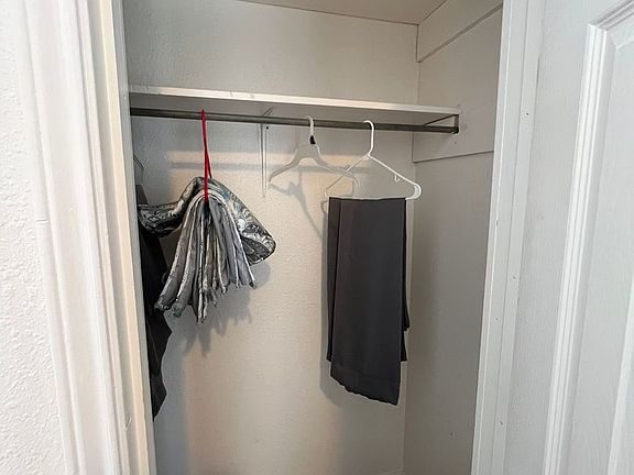 5th image of 1221 Delaware St #2