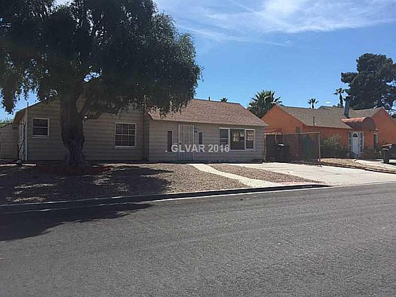 4th image of 1010 Sweeney Ave
