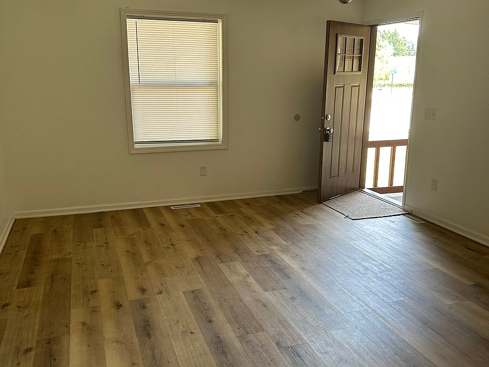 2nd image of 4780 Wildwood Rd