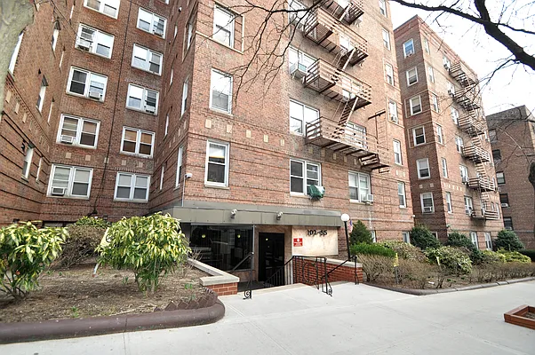 Sold by Exit Kingdom Realty | media 4